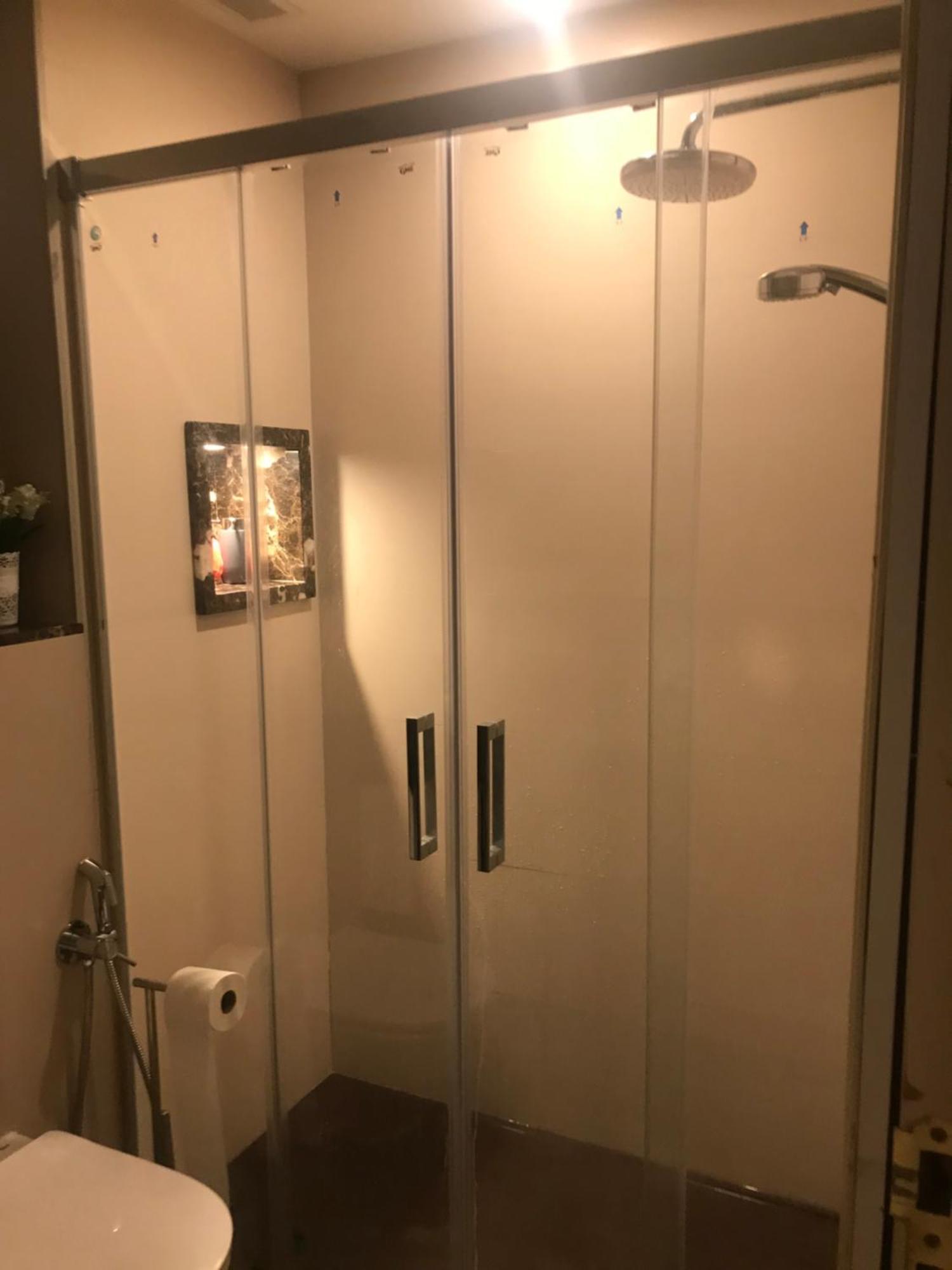 Malaga Habitacion En Apartamento Carlos Haya Lägenhet Exteriör bild