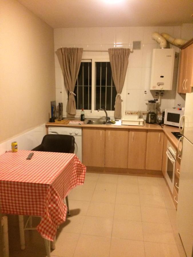 Malaga Habitacion En Apartamento Carlos Haya Lägenhet Exteriör bild